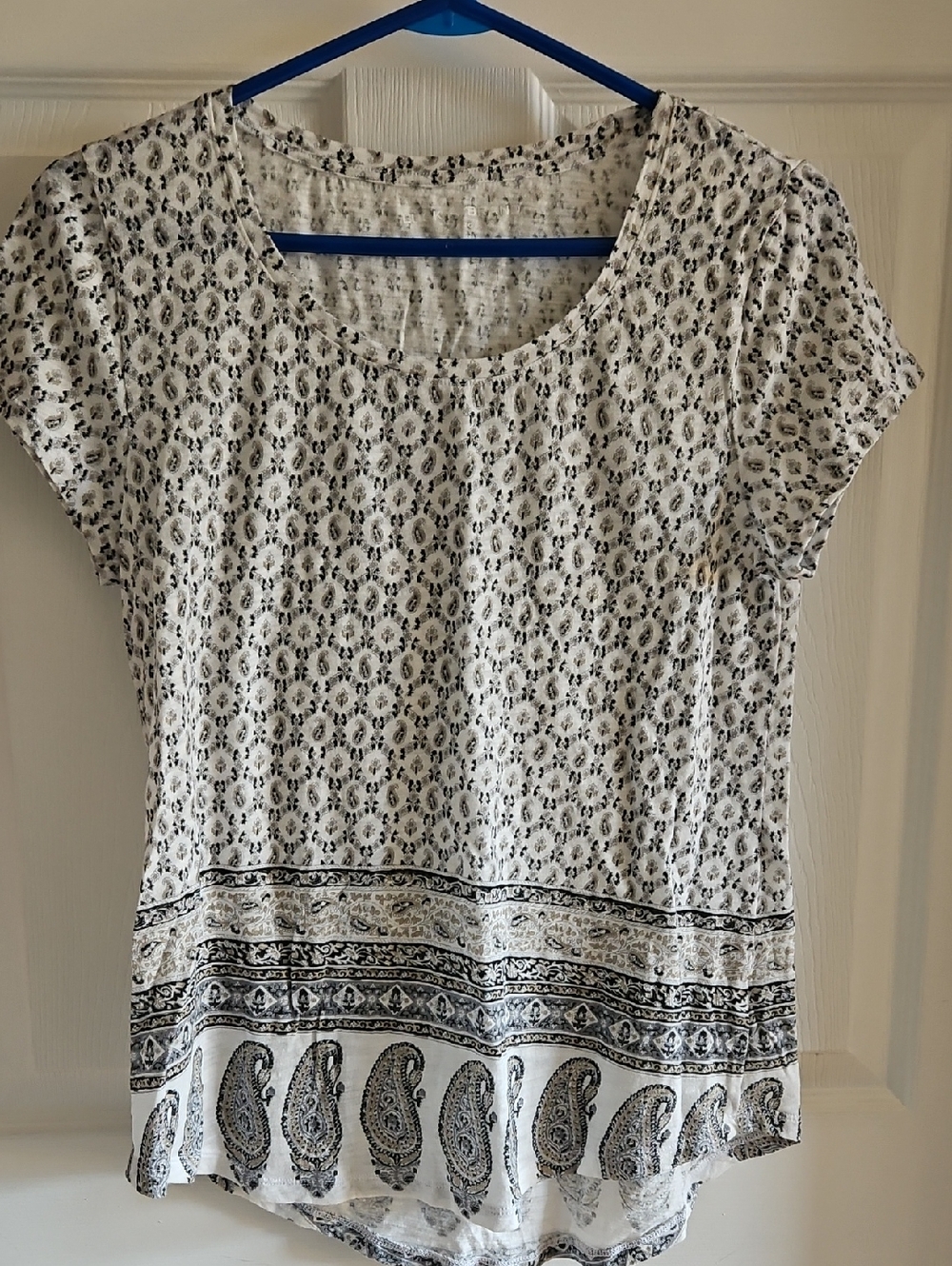 Lucky Brand Women's Black & White Paisley Border Tee